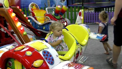✿ VLOG Диана в СТРАНЕ ЧУДЕС! Парк Развлечений Игровая Детская Площадка Amusement Park Kids Playroom