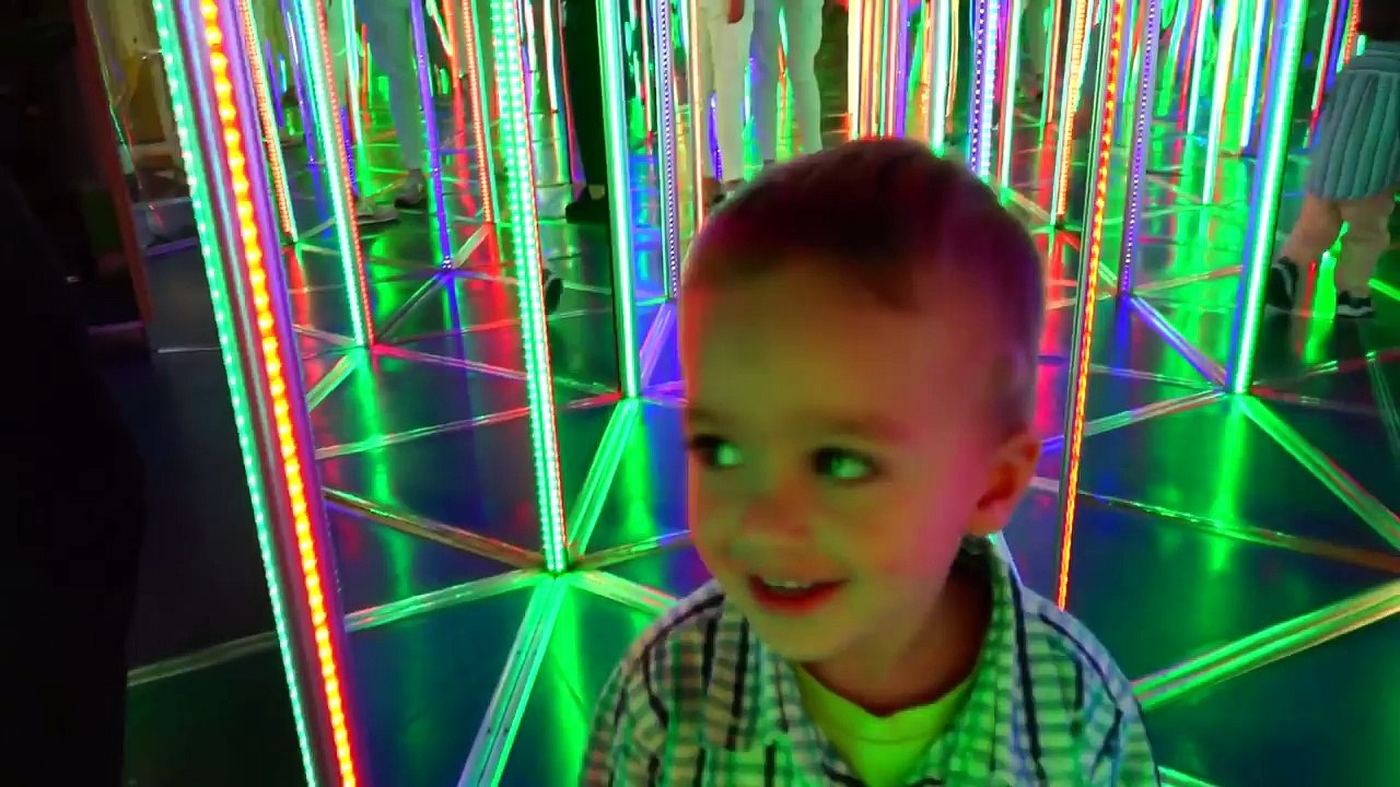 Bad Baby ACCIDENT Indoor Playground, Family Fun playtime for kids, Rhumes song-gXS4KVi3Qco