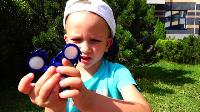 BAD BABY FIDGET SPINNER - SPACE ADVENTURE!!! Family Fun Toys for Kids-m5B4H6uDKm0