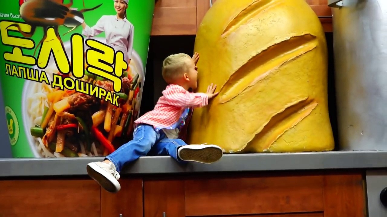 Indoor Playground Kids Pretend Play Family Fun Bad Baby Nursery Rhymes Song-y5YkvcDNK7k