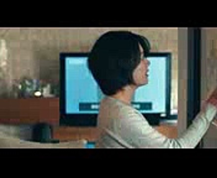 カエル男の肉声が聞ける！映画『ミュージアム』“均等の愛の刑”特別映像