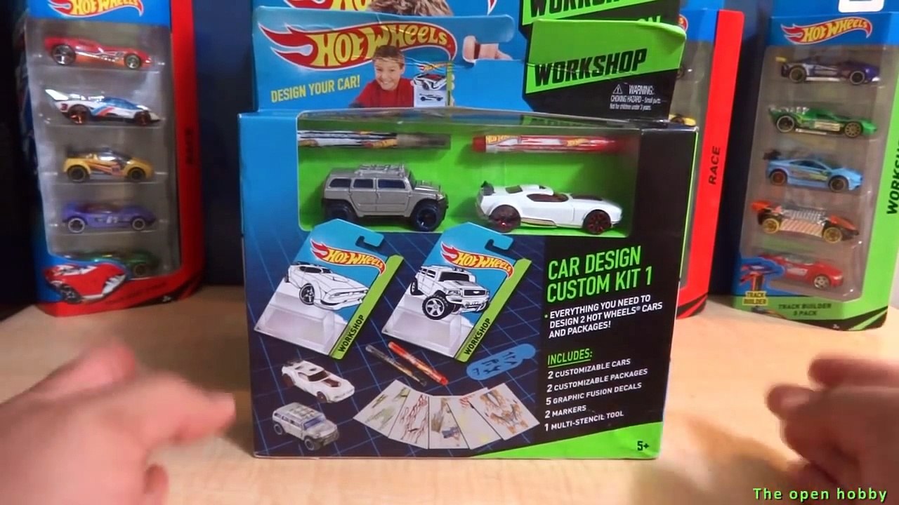 HOTWHEELS CAR DESIGN MACHINE PLUS CAR DESIGN CUSTOM KIT