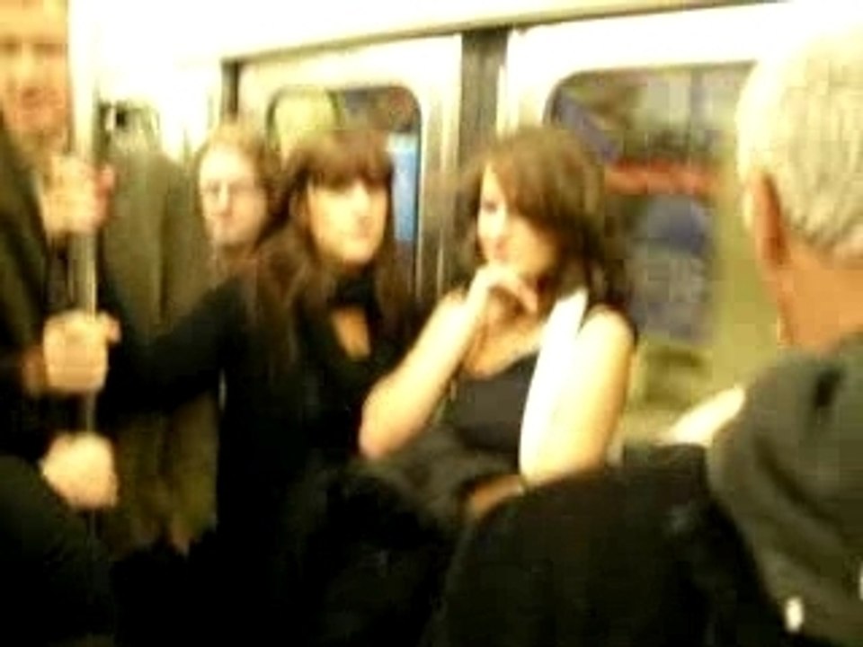 Gros bordel dans le metro