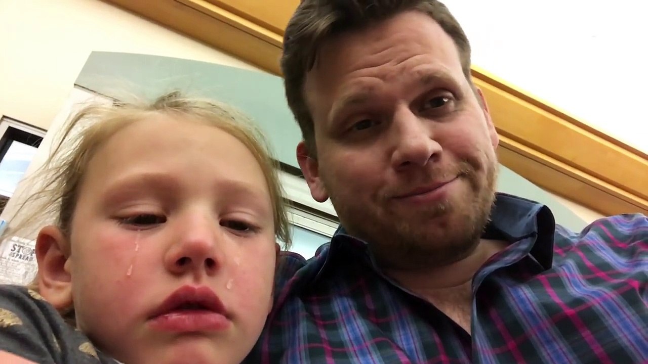 GWYNETH GOES TO THE HOSPITAL | DID SHE BREAK HER ARM?!?
