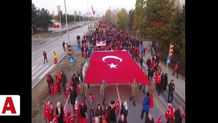 Erzurum'da 10 binlerce vatandaş ecdadın anısına tabyalara yürüdü