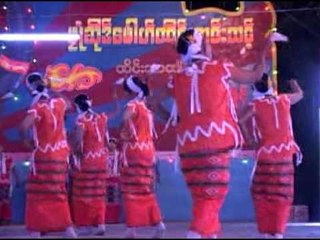 Karen Done dance: အဒု္႕ဖဝ့္တု္ကုိဝ္(ဘုံကု္ကိက္)ကိဳးက်ဓ္ဒုံး :Nong Pho Tor Ku(Bo Ker Tai)Joo Jor Dow