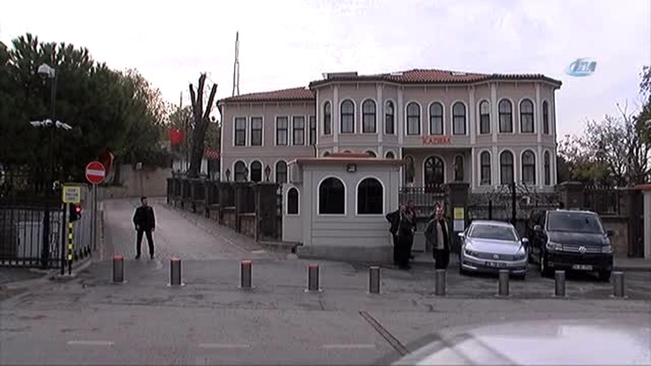 Cumhurbaşkanı Recep Tayyip Erdoğan, Kısıklı'daki Konutunda Başbakan Binali Yıldırım ile Görüşüyor