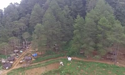 Menikmati Kesegaran di Puncak Eurad
