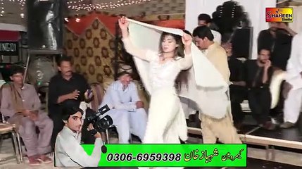 Mehak Malik piplan di chan way