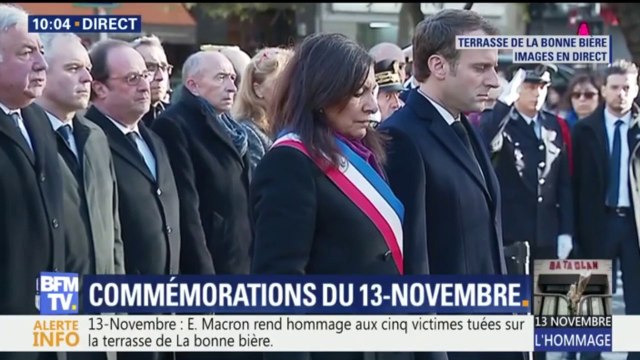 13-Novembre: Emmanuel Macron rend hommage aux cinq victimes tuées sur le terrasse de La bonne bière