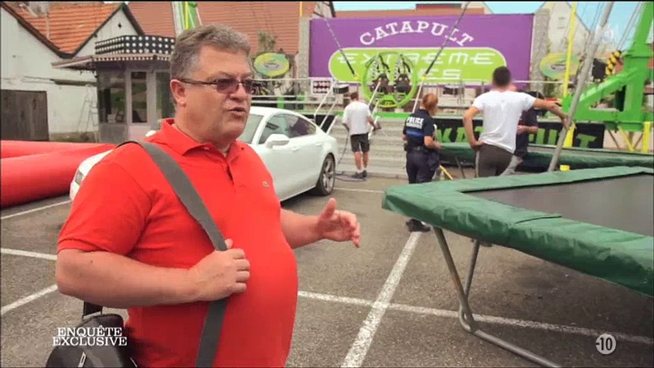 Responsable de contrôler l'état des manèges des forains, l'homme fait une déclaration douteuse - Regardez