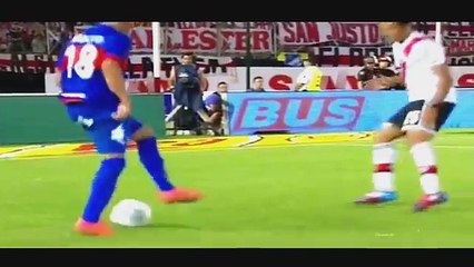 Craziest Football Skills & Tricks - Vol. 2 (1)