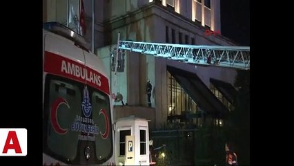 Otel çatısında dehşet anları kamerada