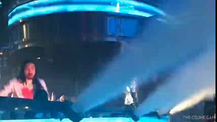 Céline Dion se lâche sur scène pour la bonne cause