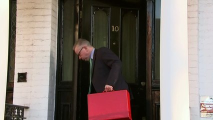 Gove refuses to speak to reporters over Iran case