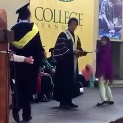 A Mother Giving Great Respect to Imran Khan