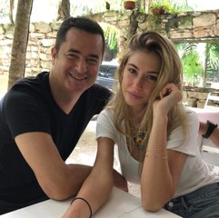 Şeyma Subaşı'nı Karalamak İçin Kurulan Çeteye Darbe! 3 Kadın Gözaltında