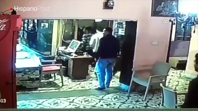 Pasa de 300 la cifra de víctimas mortales por terremoto en Irán