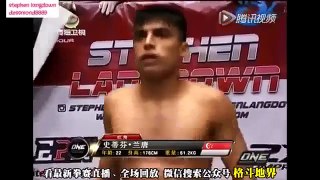 MMA新加坡选手豪言一回合KO中国选手，结果被踢头打蒙KO！