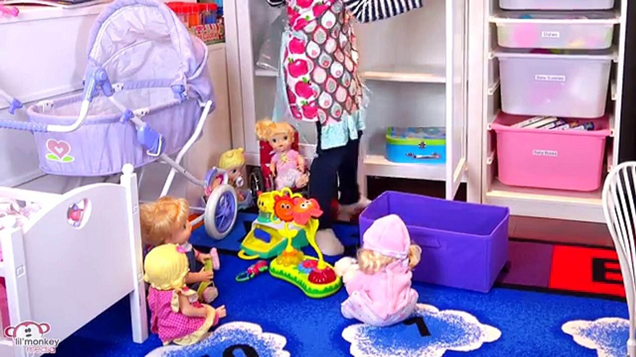 Baby Alive Bedtime Snacks! Feeding, Diaper Change and Bedtime!