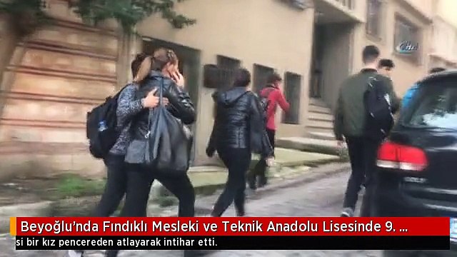 Beyoğlu'nda Fındıklı Mesleki ve Teknik Anadolu Lisesinde 9. Sınıf Genç Öğrencisi Bir Kız Pencereden...