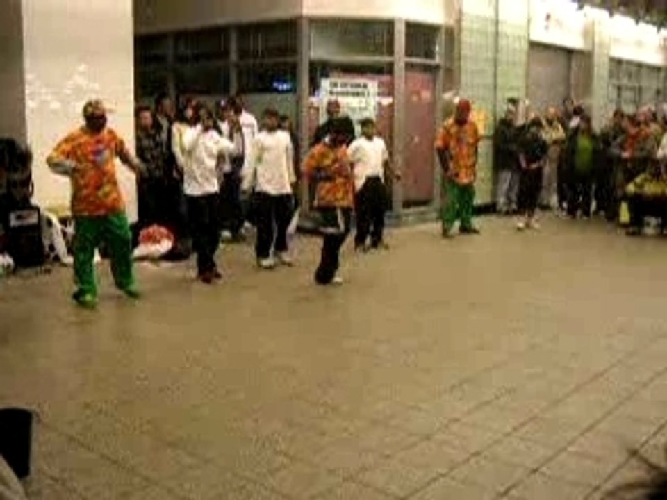 Dance metro2