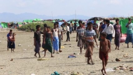 Miles de rohinyás en Birmania siguen a la espera para poder cruzar la frontera