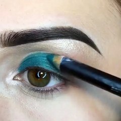 Beautiful eyes makeup for girls