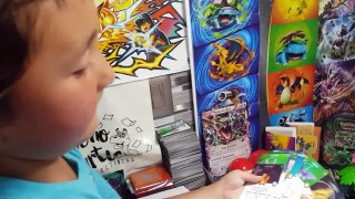 A FAN MAILED THEMSELF TO ME!! THEY WERE HIDING INSIDE THE MAIL!! POKEMON Friday Freeday #26! part 1!