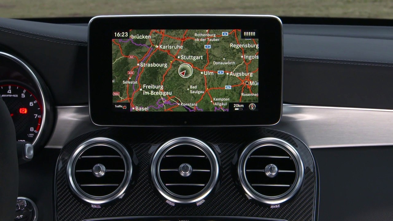 Mercedes-AMG GLC 63 S 4MATIC+ Coupe diamond white Interior Design