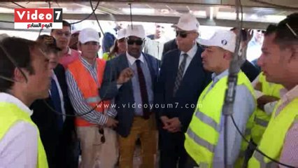 محافظ أسوان: زيارة البنك الأوروبى هدفها الاطمئنان على مشروع الطاقة الشمسية