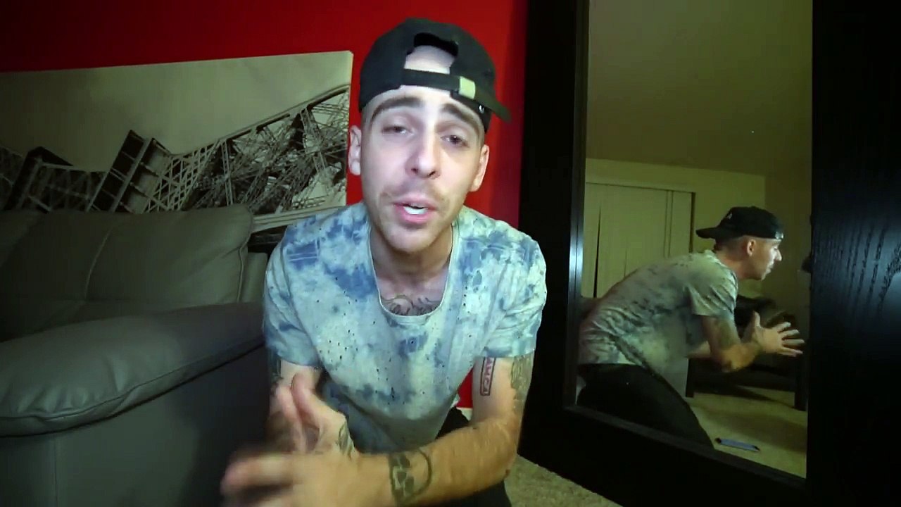 DO NOT PLAY THE DARK REFLECTION RITUAL AT 3AM!! PLAYING THE DARK REFLECTION RITUAL GAME (GONE WRONG)