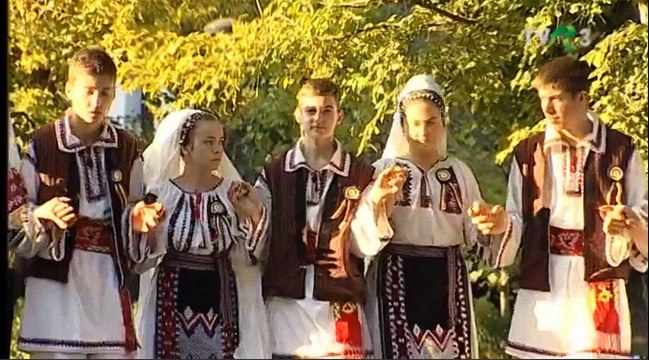 Grupul vocal Rapsozii Oltului de Jos - Verde dorul si amar (Popasuri folclorice - TVR 3 - 11.11.2017)