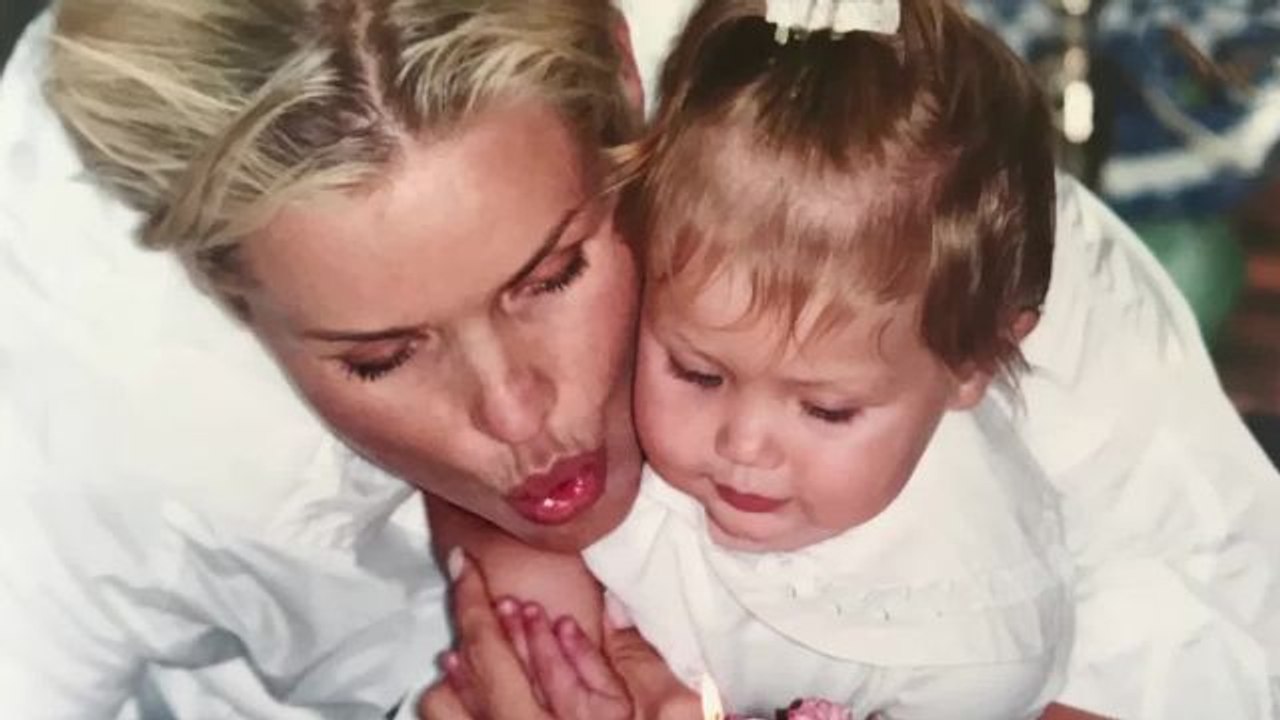 Gigi Hadid: 2017 Glamour Woman of the Year