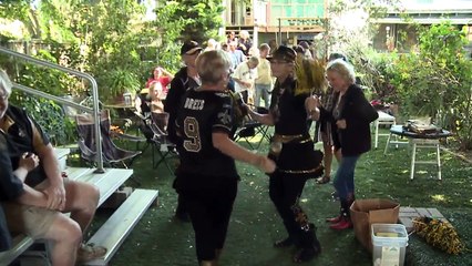 Saints Fans Build Mini Superdome in Backyard, so Every Game is a `Home` Game