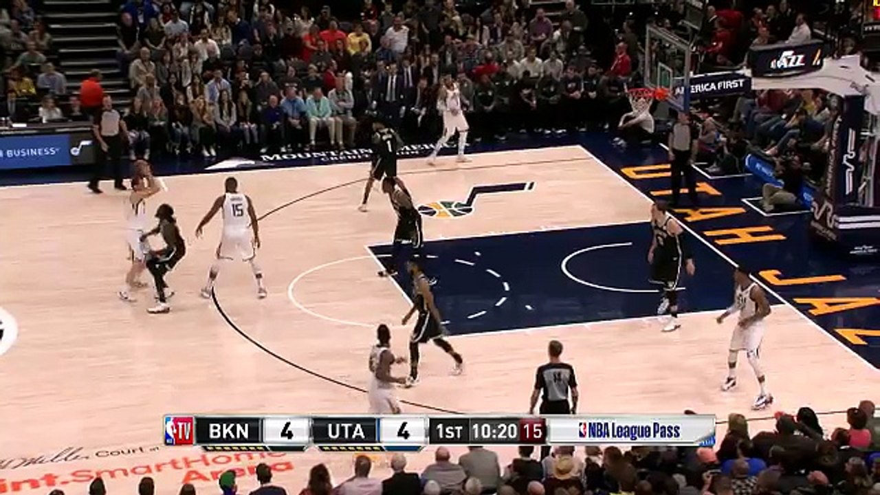 Ingles Feeds Favors For The Dunk