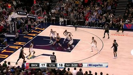 Booker Sinks The Layup After A Nice Play