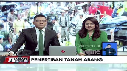 Satpol PP Bongkar Ratusan Gubuk Liar di Tanah Abang