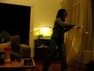 qu'est ce que t'as l'air con quand tu joues à la WII 1