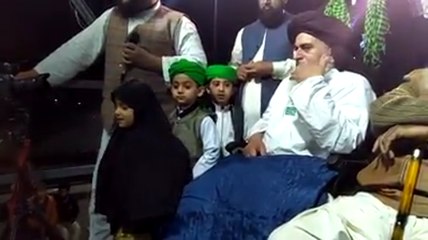 شیلنگ پتھراؤ پکڑ دھکڑ بچے لگدے او یہ بچے قادیانی نواز حکمرانوں کو کچھ پیغام دیتے ہوئے