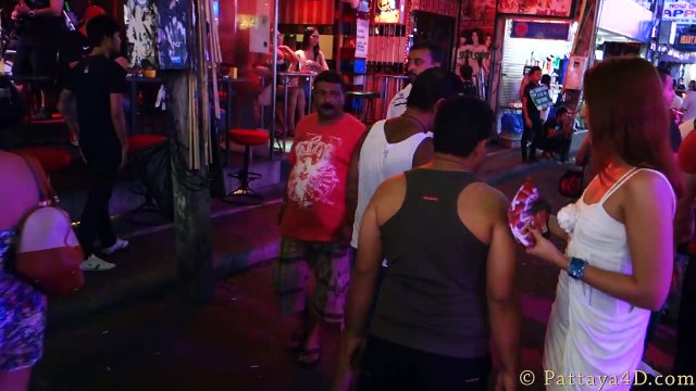 Pattaya Walking Street Nightlife Freelancer, Ladyboys and GoGo Girls