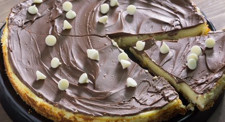 طريقة عمل تشيز كيك الشوكولا بالفيديو