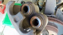 2001 Ford F150 Front Brake Pads and Rotors - Service and Replacement