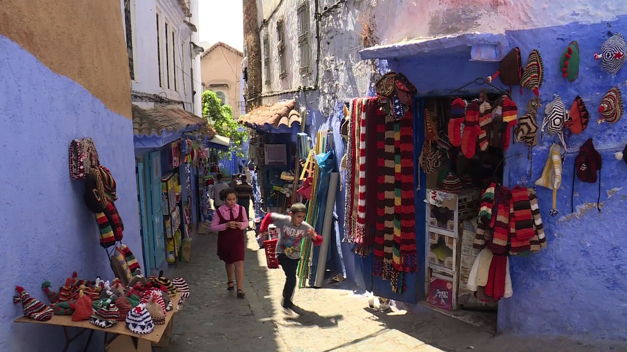 Au Maroc, Chefchaouen, la ville bleue qui se veut verte