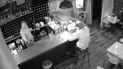 Tentative de vol à l'arraché dans un café