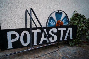 This Gorgeous Model is Making What's Arguably the Best Sandwich in Asia