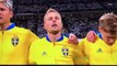 Buffon applaudit l'hymne suédois
