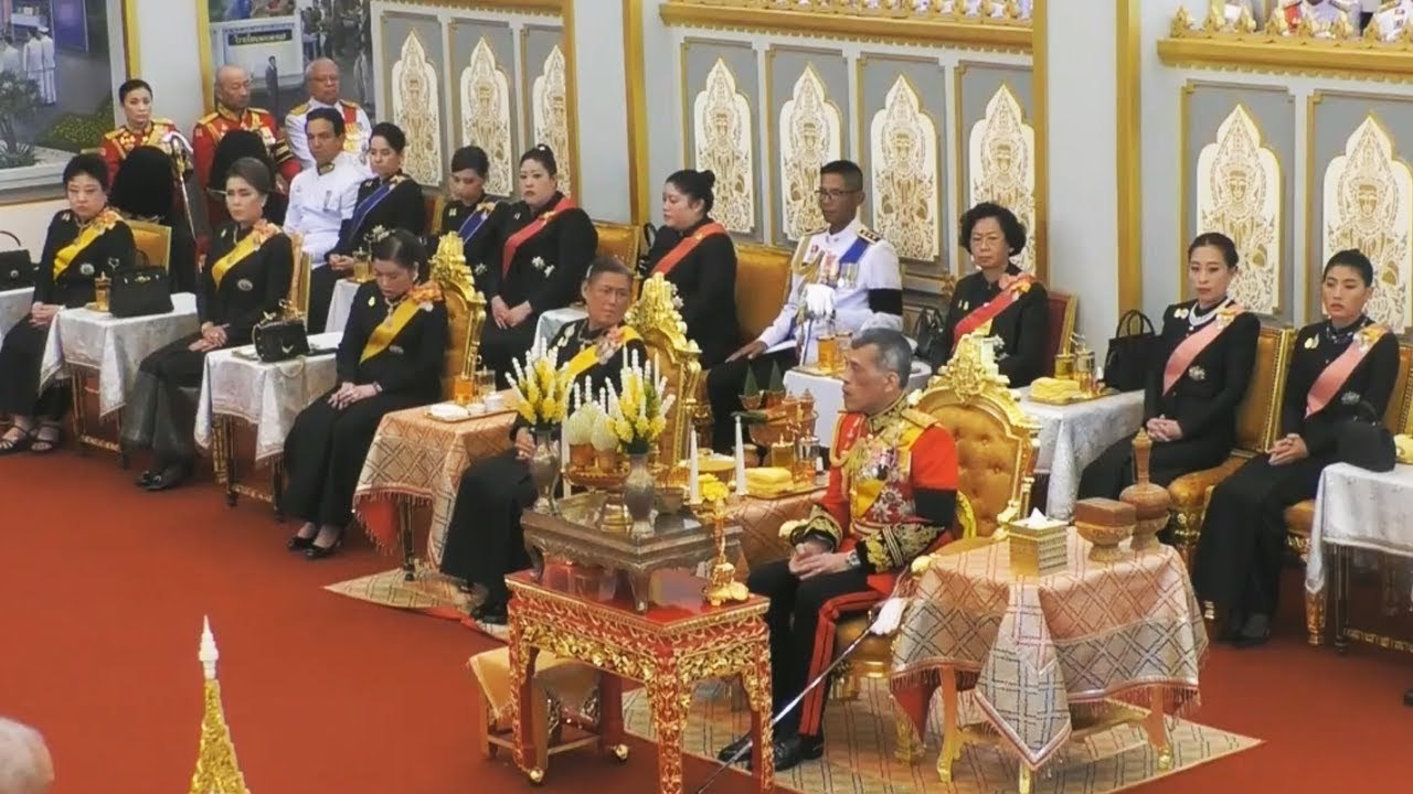 ในหลวงร.10 เสด็จพระราชพิธีถวายพระเพลิงพระบรมศพร.9 (ช่วงที่ 2) 26 ตุลาคม 2560
