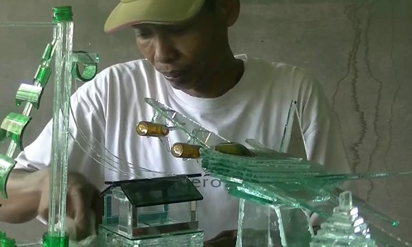 Memanfaatkan Limbah Kaca jadi Kerajinan Unik