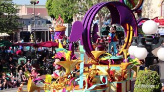 Mickeys Soundsational Parade - VIP Zone - Disneyland